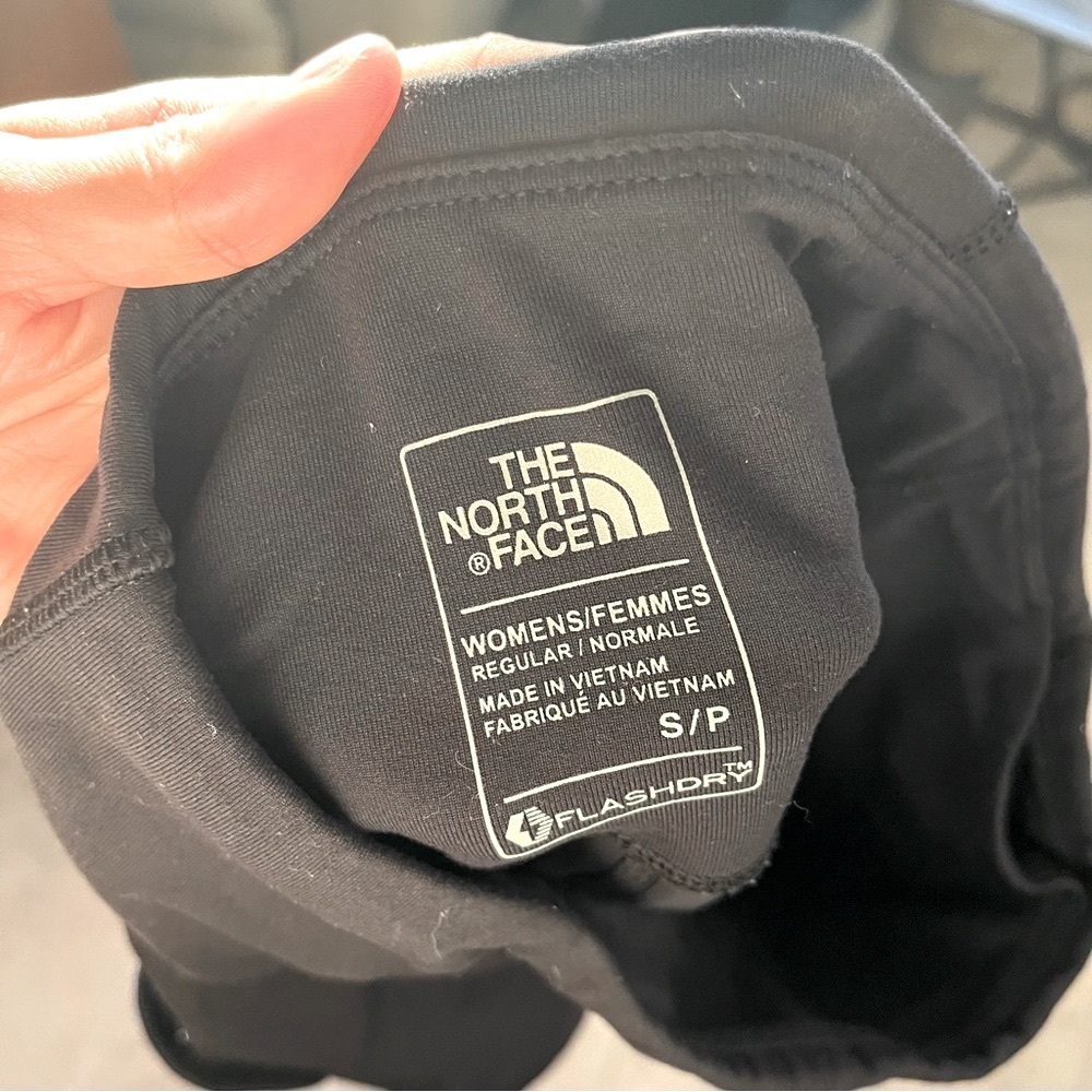 The North Face Women's Black Mesh Pocketed Work Out Yoga Casual Jogging Leggings - Picture 7 of 7